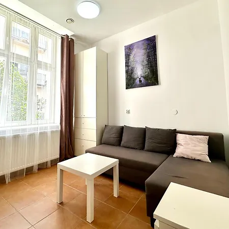 Przy Pkp Apartment *